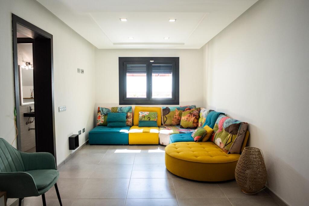 ADOSADO EN TRANQUILA URBANIZACIÓN EN INGENIO, ISLAS CANARIAS - foto 21