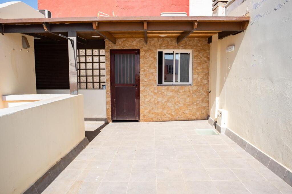 ADOSADO EN TRANQUILA URBANIZACIÓN EN INGENIO, ISLAS CANARIAS - foto 49