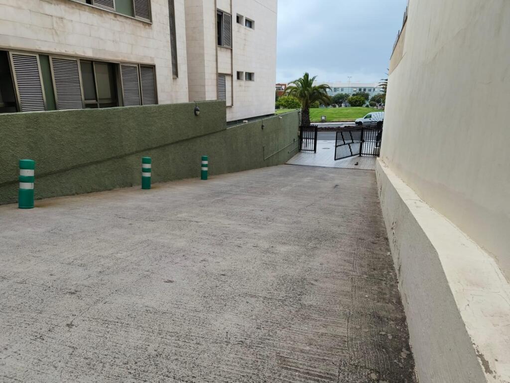 Plaza de Garaje en Ciudad Jardín La Minilla - foto 12