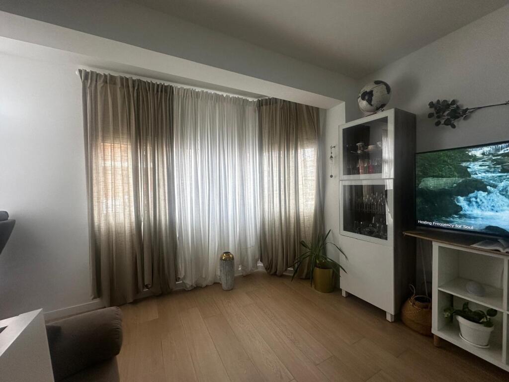 Alquiler de habitación en piso reformado de 89 m2 | 3 dormit