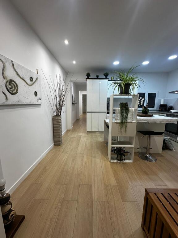 Alquiler de habitación en piso reformado de 89 m2 | 3 dormit - foto 11