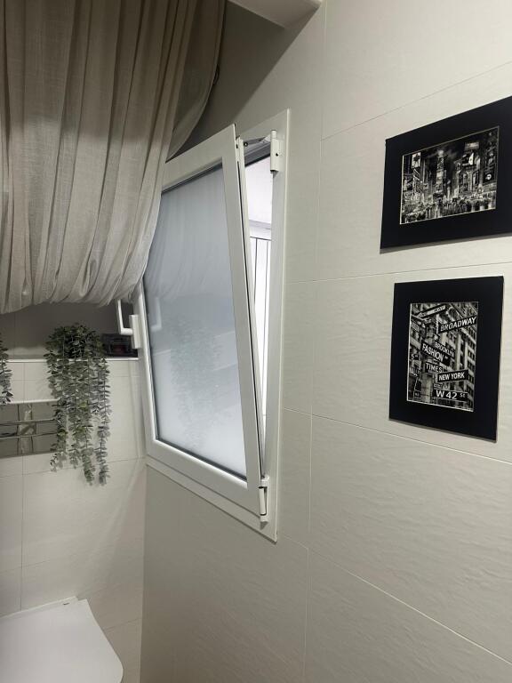 Alquiler de habitación en piso reformado de 89 m2 | 3 dormit - foto 40