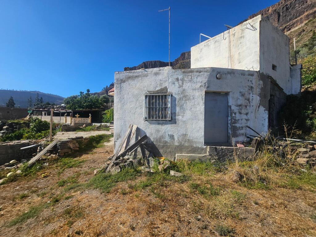 Finca rústica con vivienda, segunda edificación y 17.000 m2  - foto 20