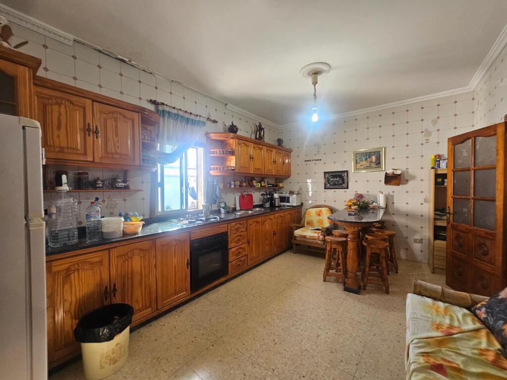 Finca rústica con vivienda, segunda edificación y 17.000 m2  - foto 37
