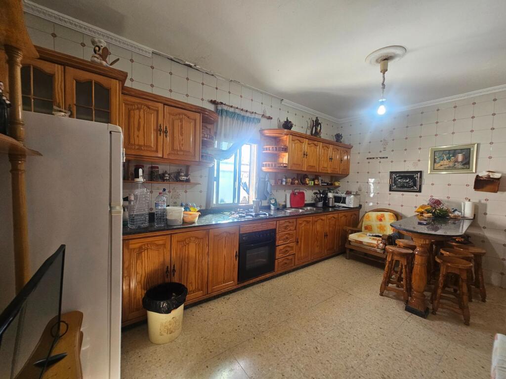 Finca rústica con vivienda, segunda edificación y 17.000 m2  - foto 38