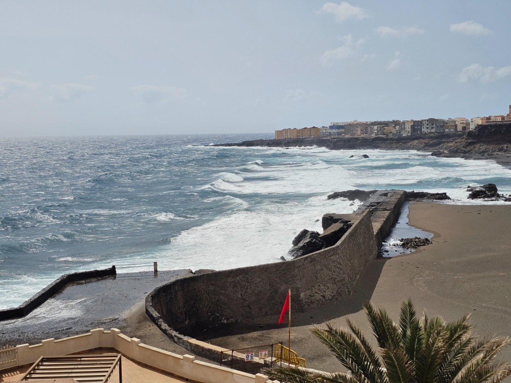 EXCLUSIVA VIVIENDA EN PRIMERA LÍNEA DE MAR EN LA COSTA DE TE - foto 40