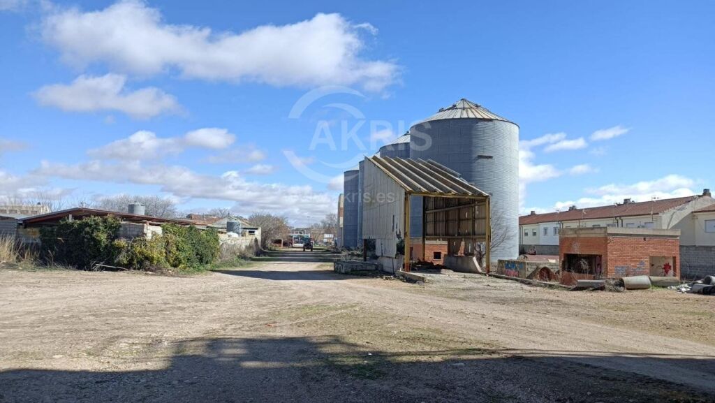 Nave Industrial en Quintanar De La Orden - foto 16
