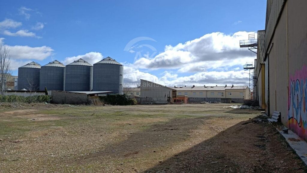 Nave Industrial en Quintanar De La Orden - foto 20