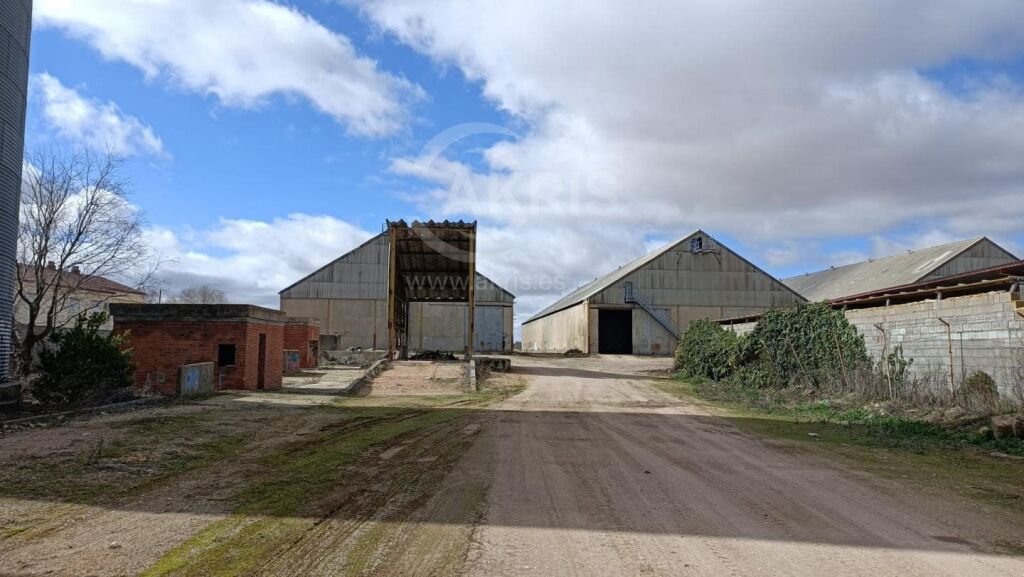 Nave Industrial en Quintanar De La Orden - foto 10