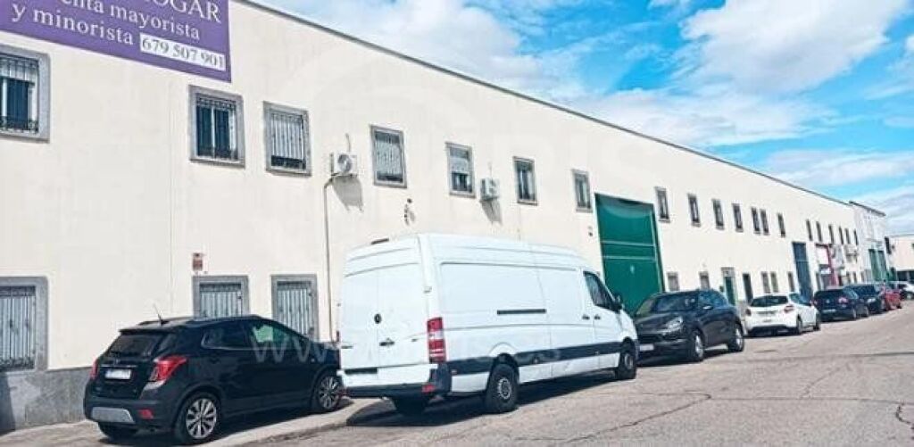 Nave Industrial en Yuncler - foto 11