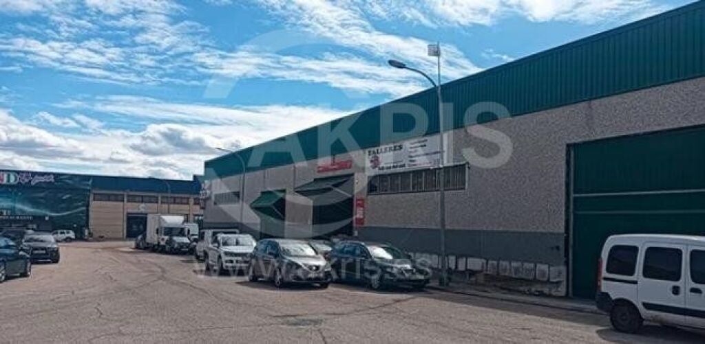 Nave Industrial en Yuncler - foto 18
