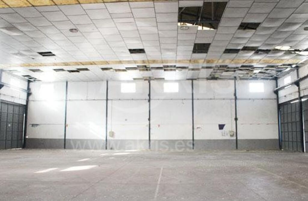 Nave Industrial en Cobeja
