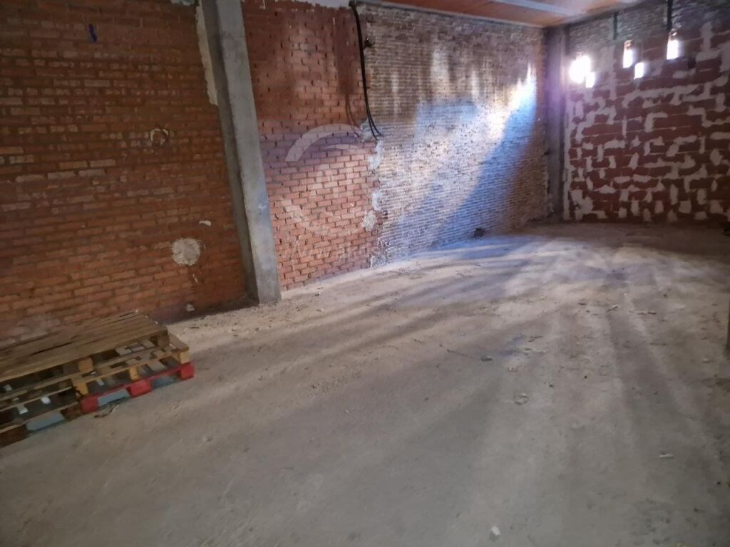 Local Comercial en Mora - foto 5