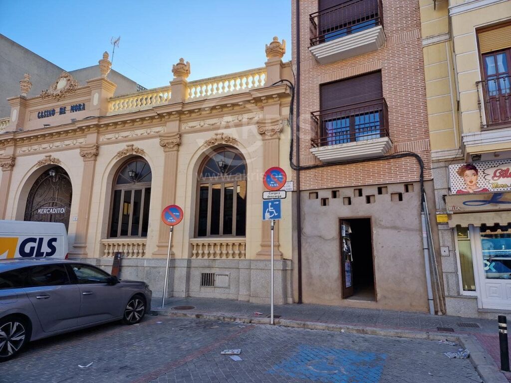 Local Comercial en Mora - foto 10