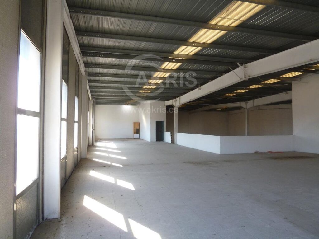 Nave Industrial en Madrid - foto 9
