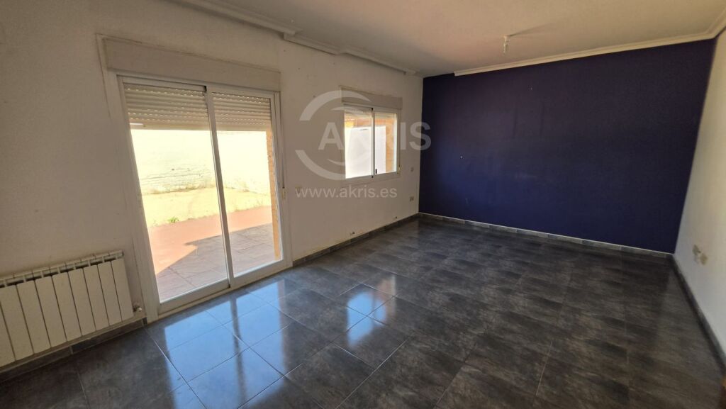 Chalet Pareado en Chozas De Canales - foto 4