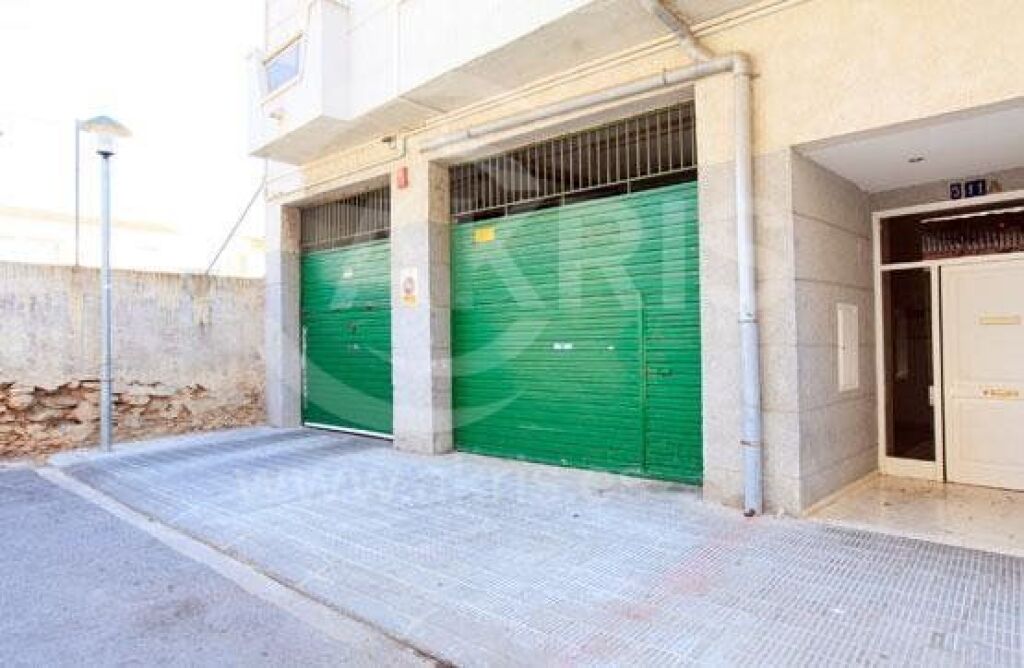Garaje en El Vendrell - foto 7