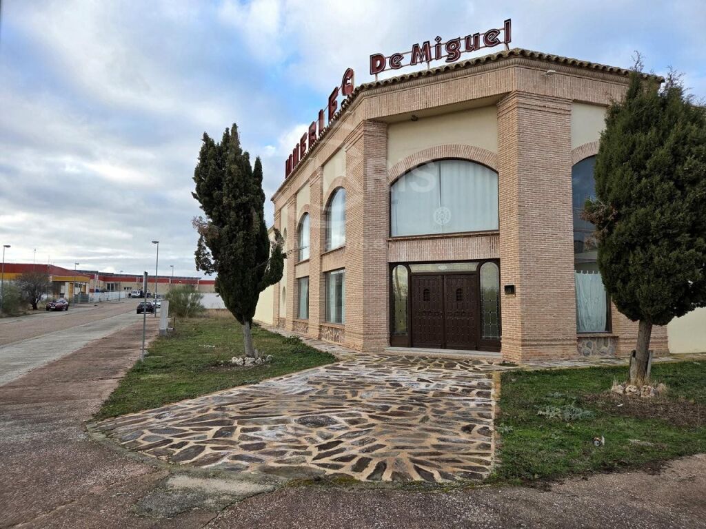 Nave Industrial en Orgaz - foto 6