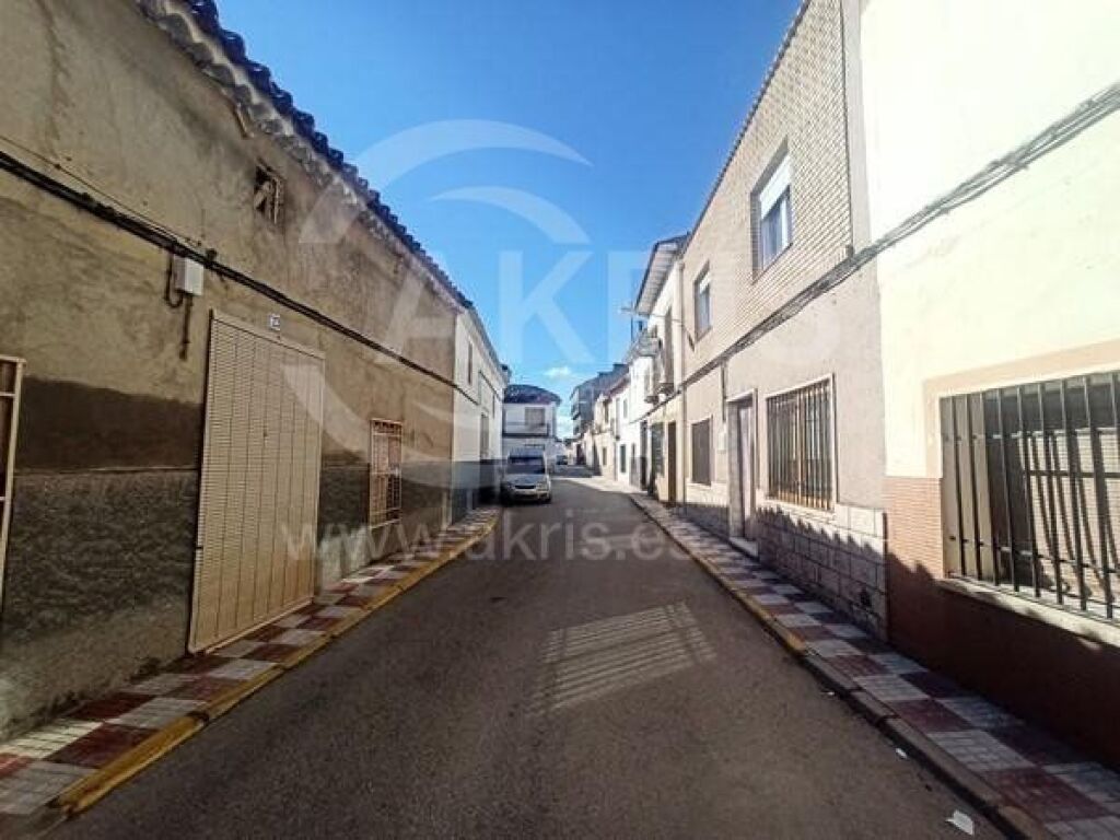 Piso en La Villa de Don Fadrique - foto 2