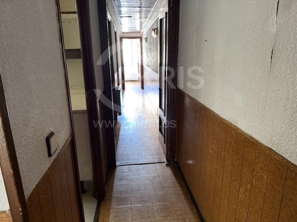 Chalet Independiente en Girona - foto 4