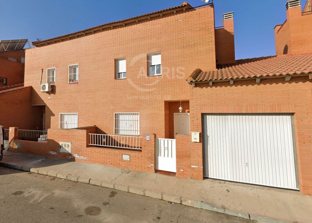 Adosado en Chozas De Canales