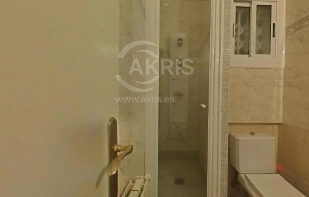 Chalet Independiente en Badalona - foto 4