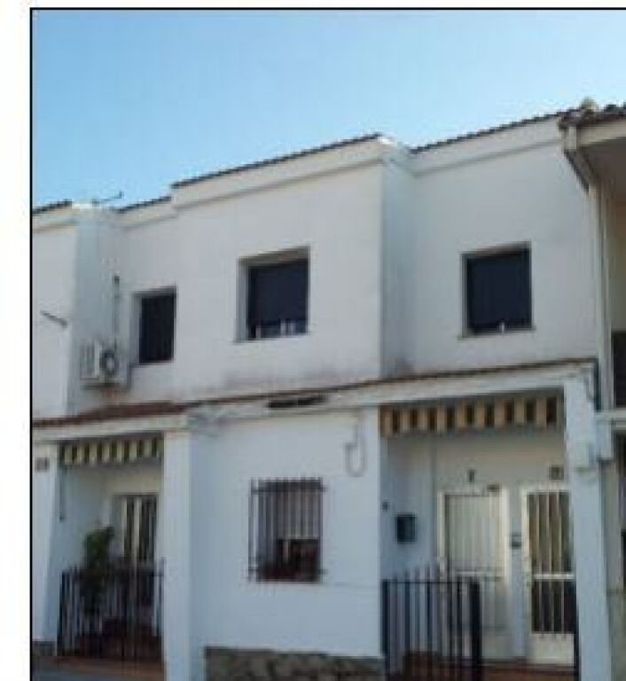Piso en Casar De Caceres - foto 2