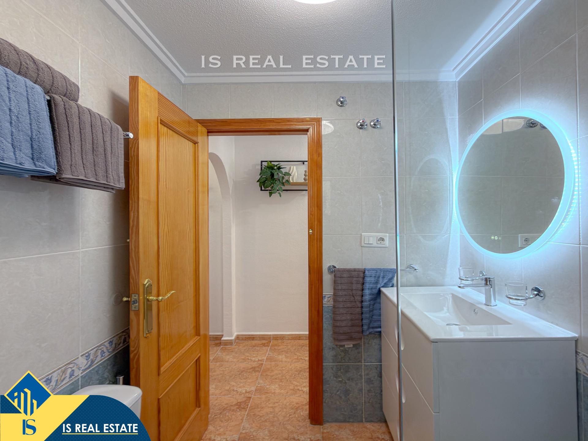 Novedad! Apartamento impecable con muebles a estrenar y much - foto 25