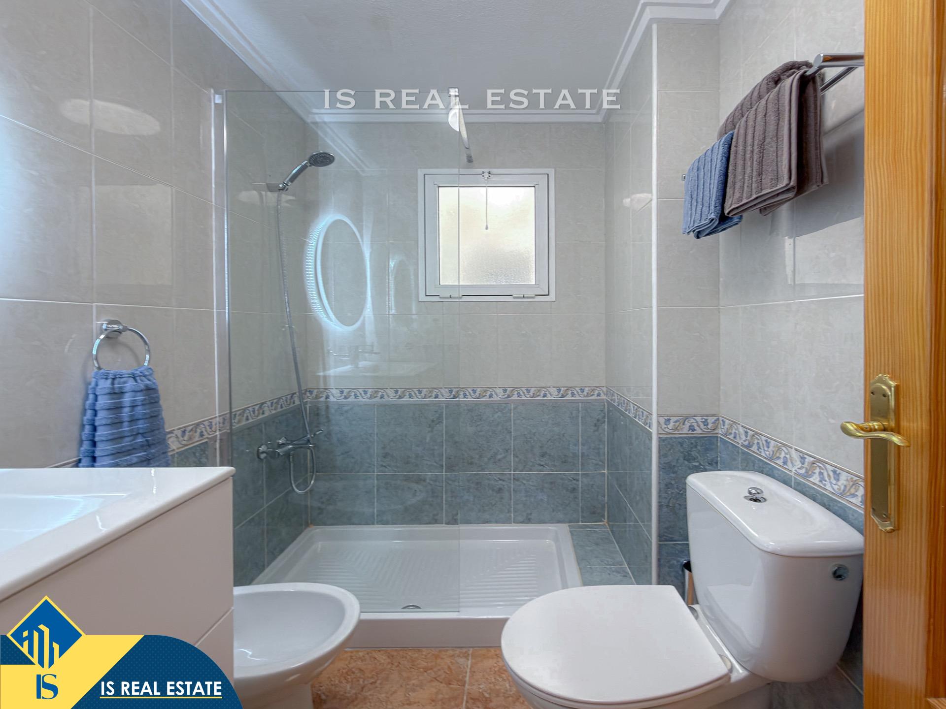 Novedad! Apartamento impecable con muebles a estrenar y much - foto 26