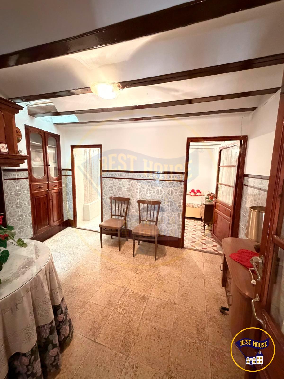 CASA 3 PLANTAS EN VENTA EN MIRA - foto 17