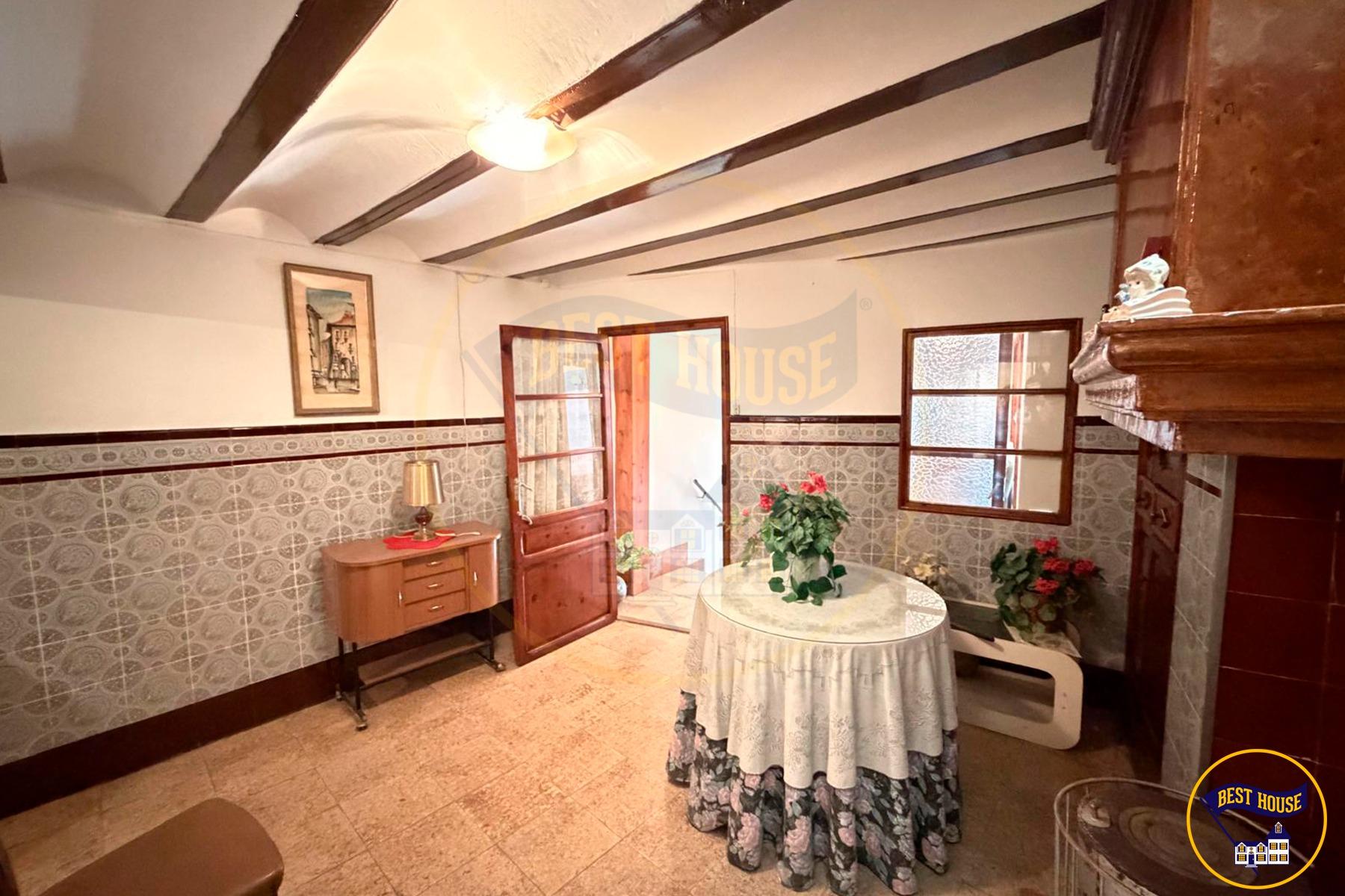 CASA 3 PLANTAS EN VENTA EN MIRA - foto 21