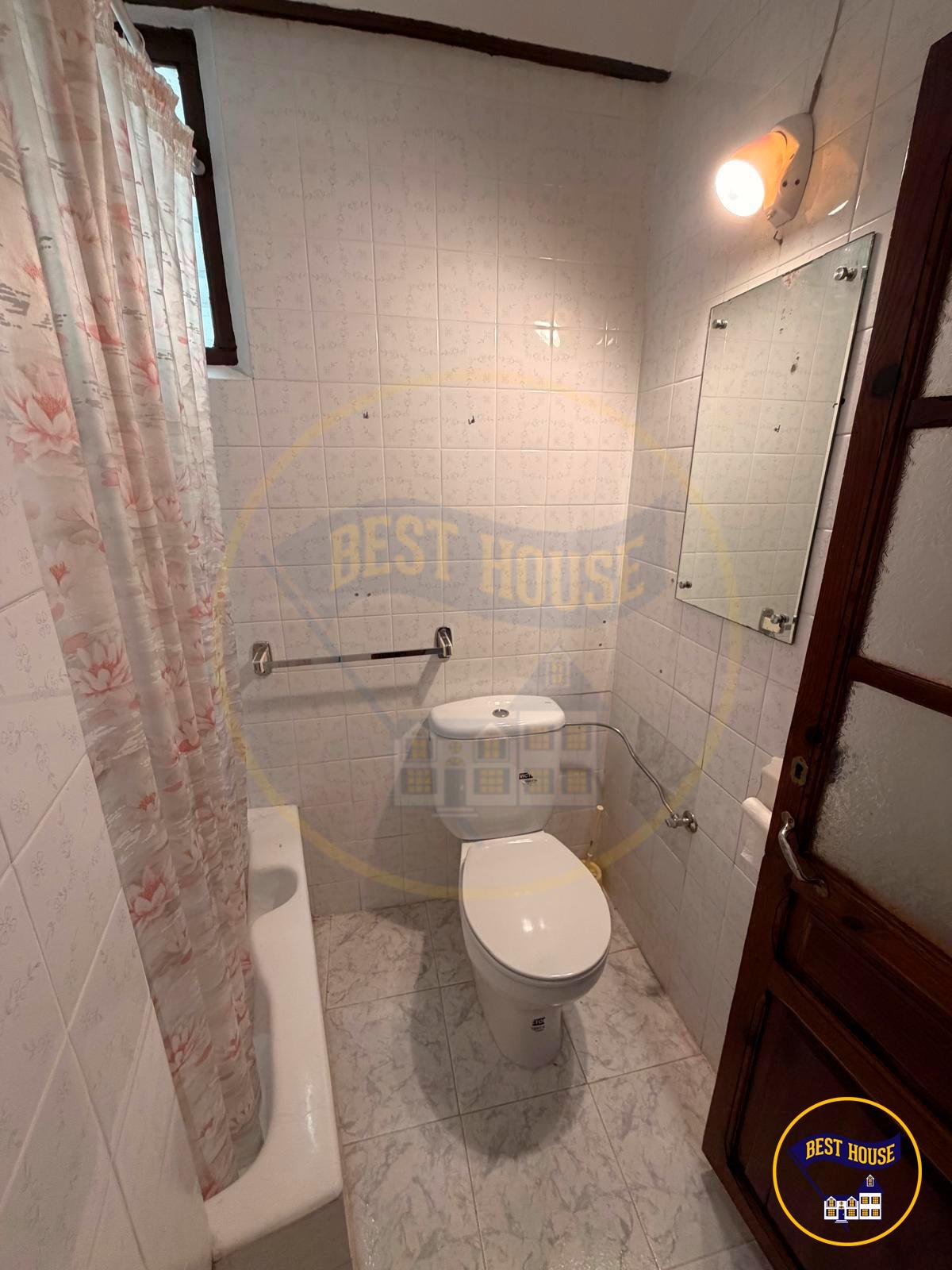 CASA 3 PLANTAS EN VENTA EN MIRA - foto 35