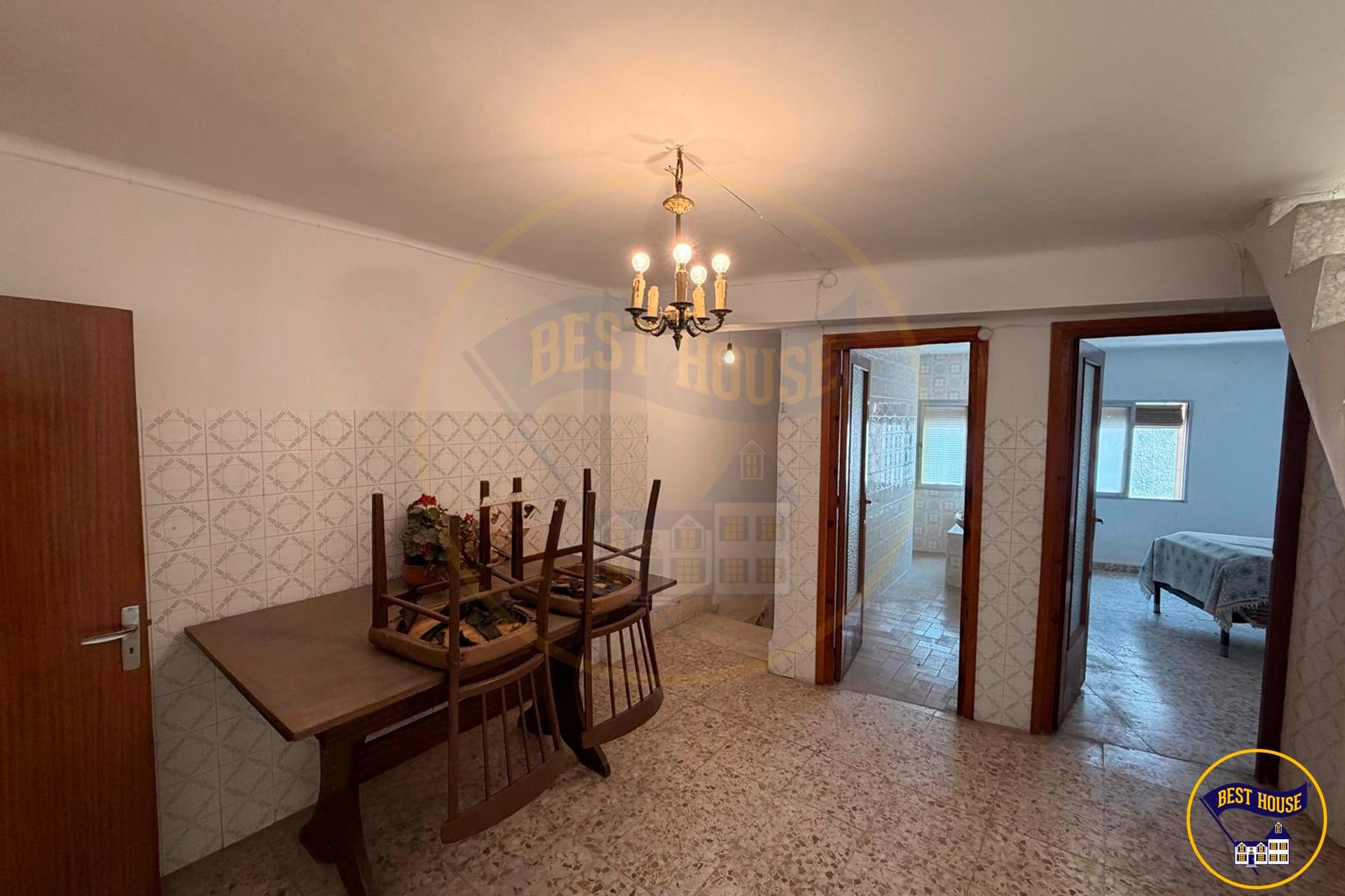 CASA 3 PLANTAS EN VENTA EN MIRA - foto 38