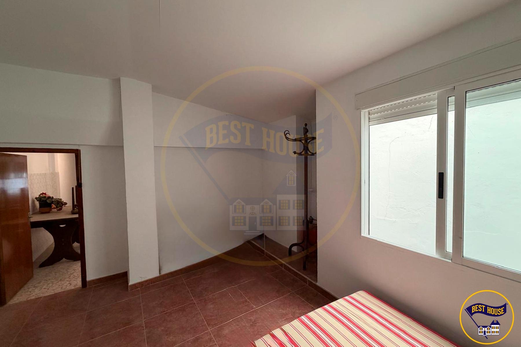 CASA 3 PLANTAS EN VENTA EN MIRA - foto 42