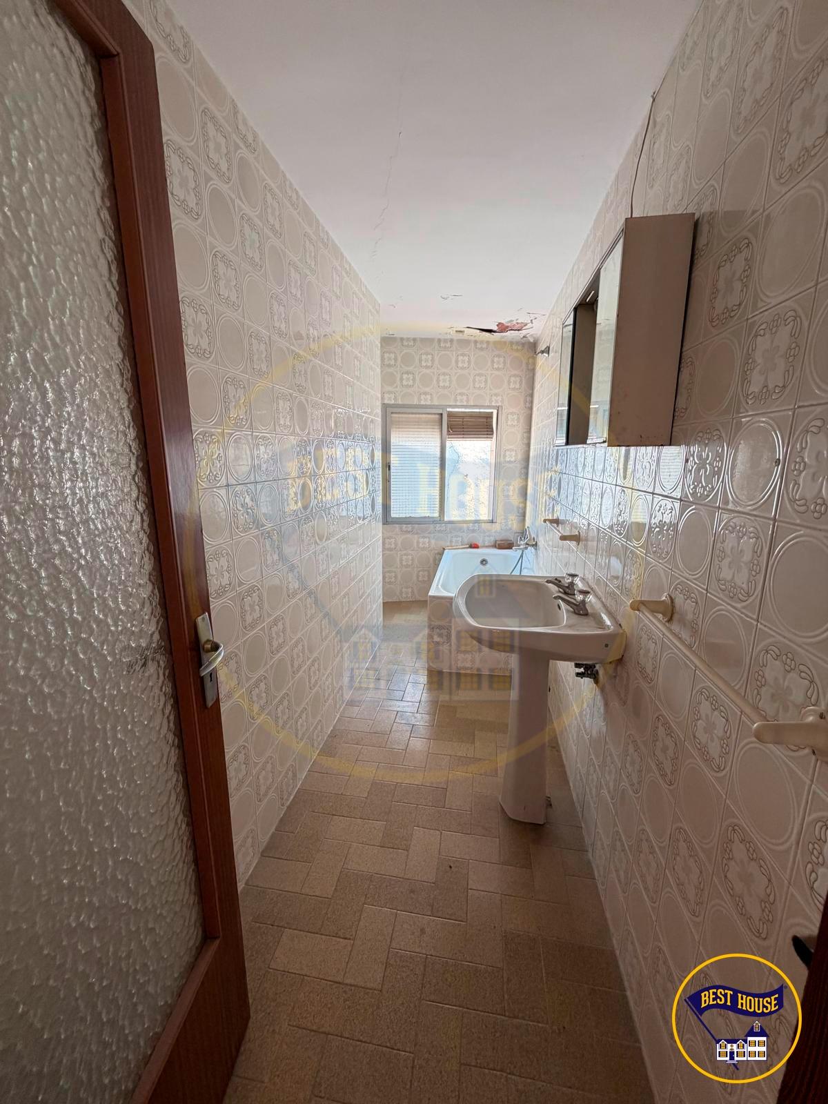 CASA 3 PLANTAS EN VENTA EN MIRA - foto 45