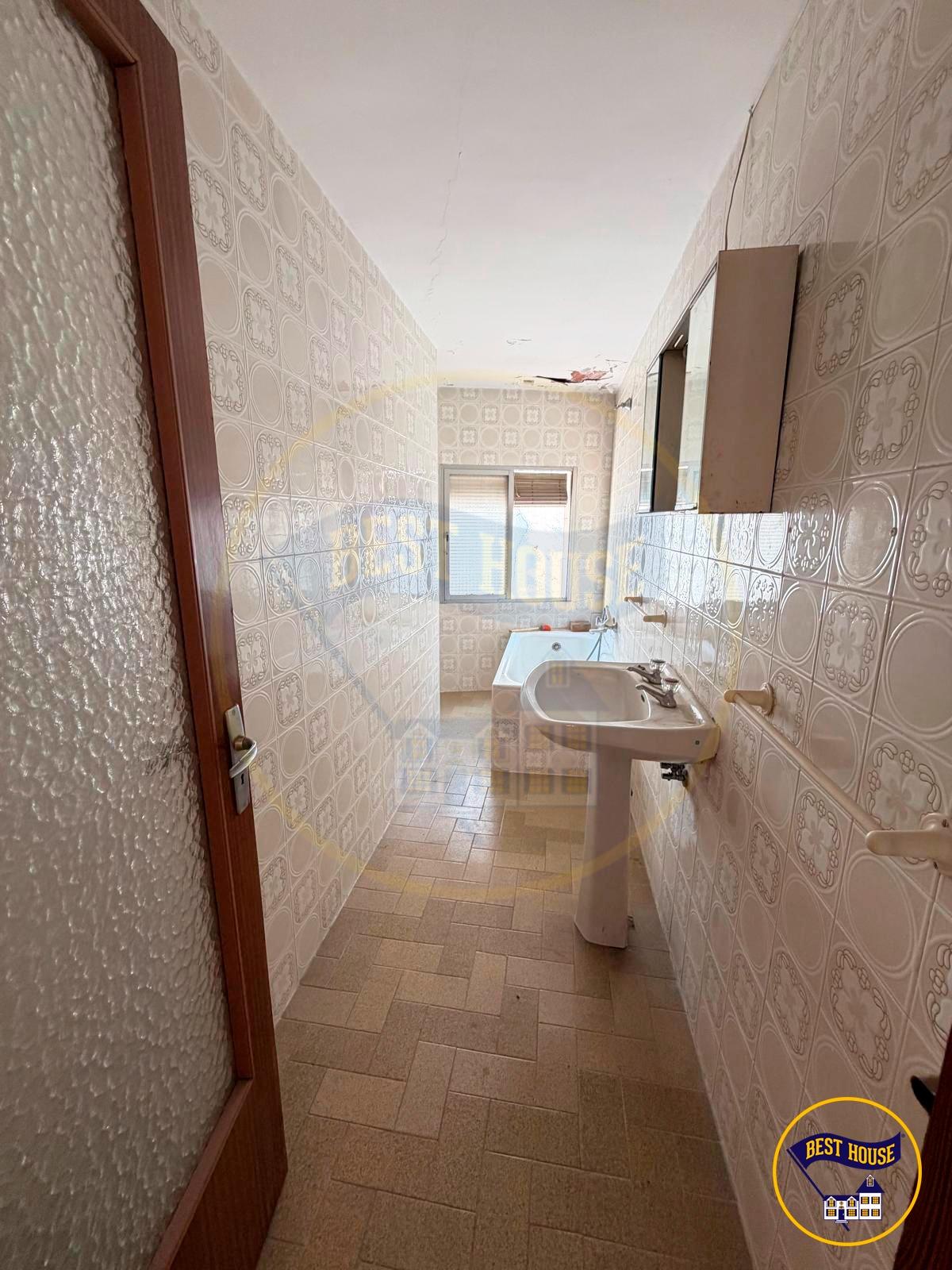 CASA 3 PLANTAS EN VENTA EN MIRA - foto 46