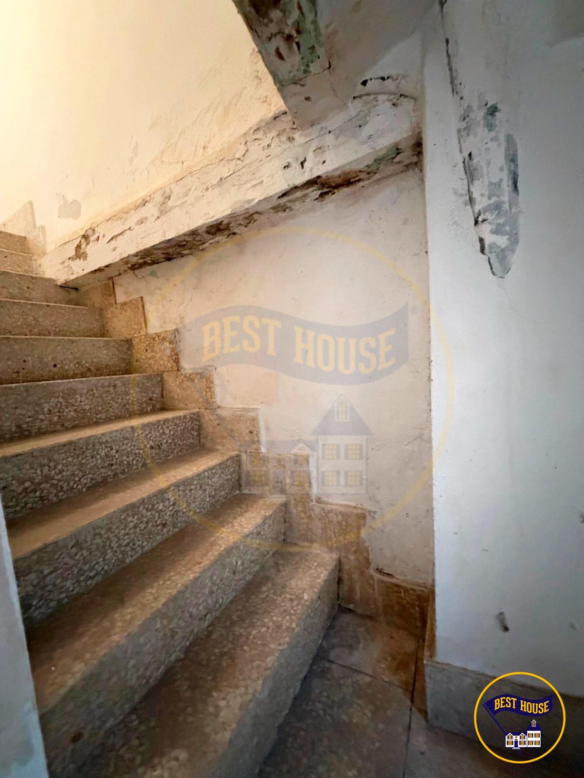 CASA 3 PLANTAS EN VENTA EN MIRA - foto 50