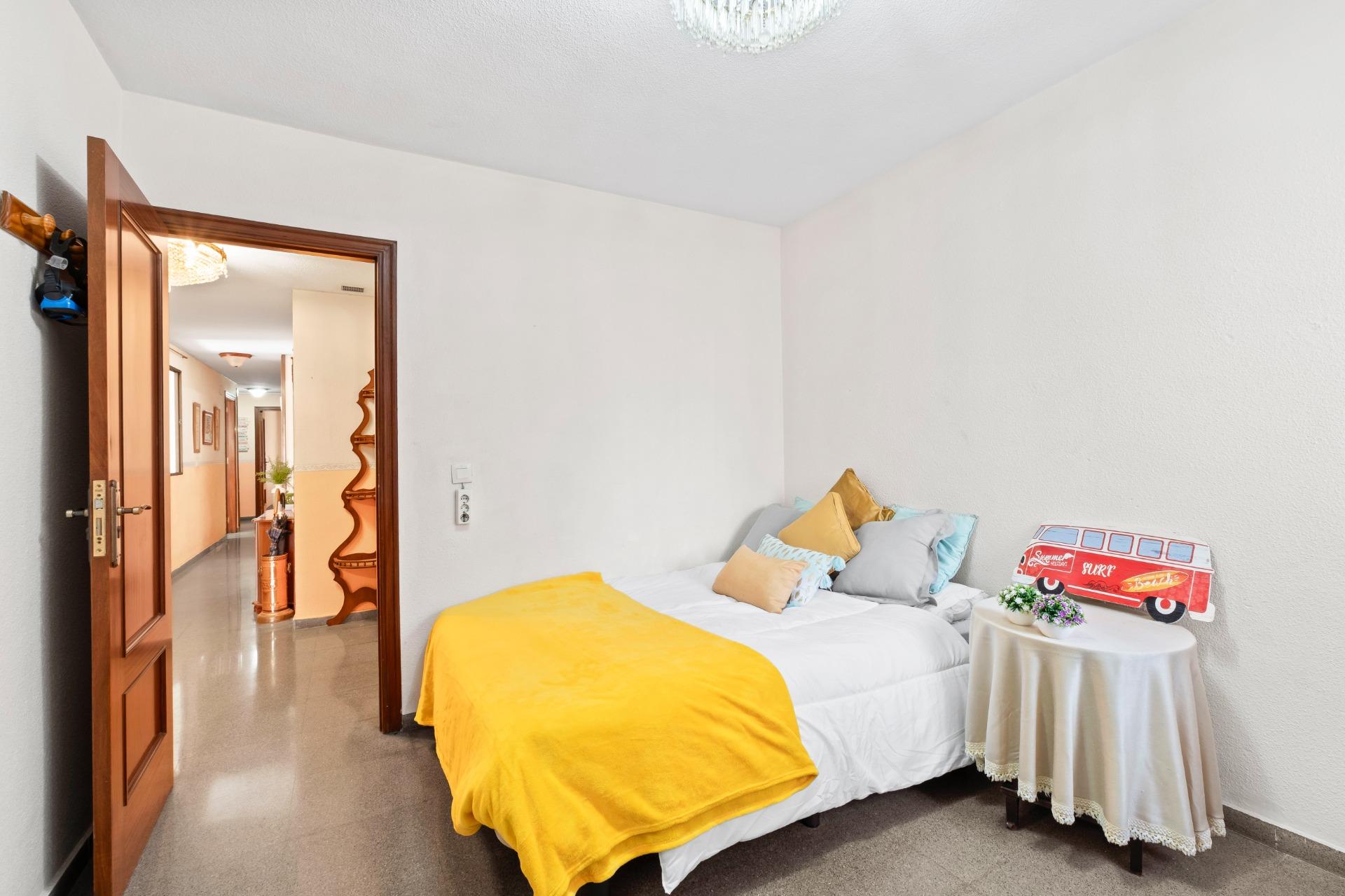 PISO 4 habitaciones CON GRAN TERRAZA DE 60 m" Y PLAZA DE GAR - foto 18