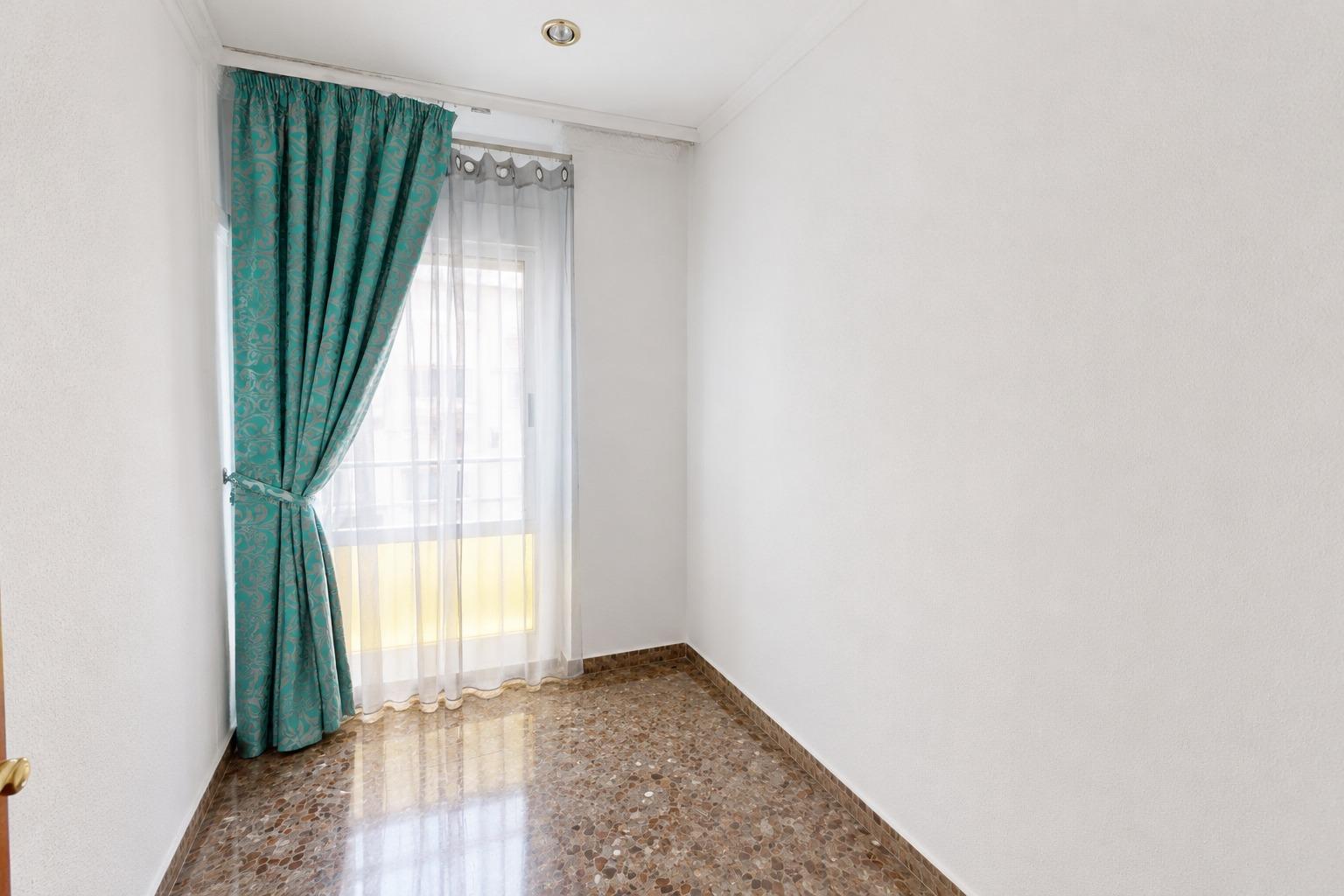 AMPLIA Y LUMINOSA VIVIENDA DE 155 METROS CON 4 habitaciones - foto 13