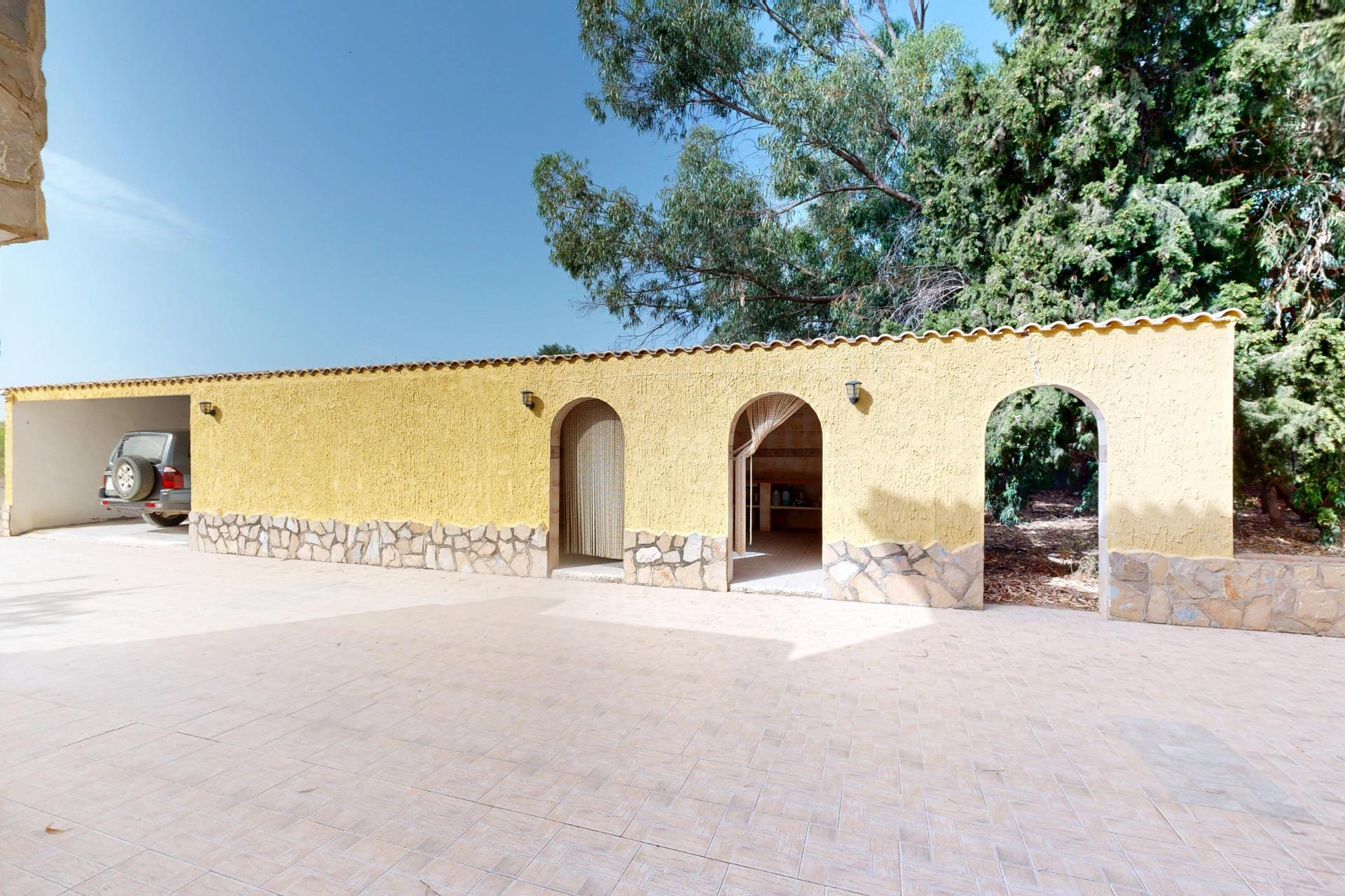 FINCA EXCLUSIVA de casi 8.000 m2 y 540 m2 construidos en Val - foto 11