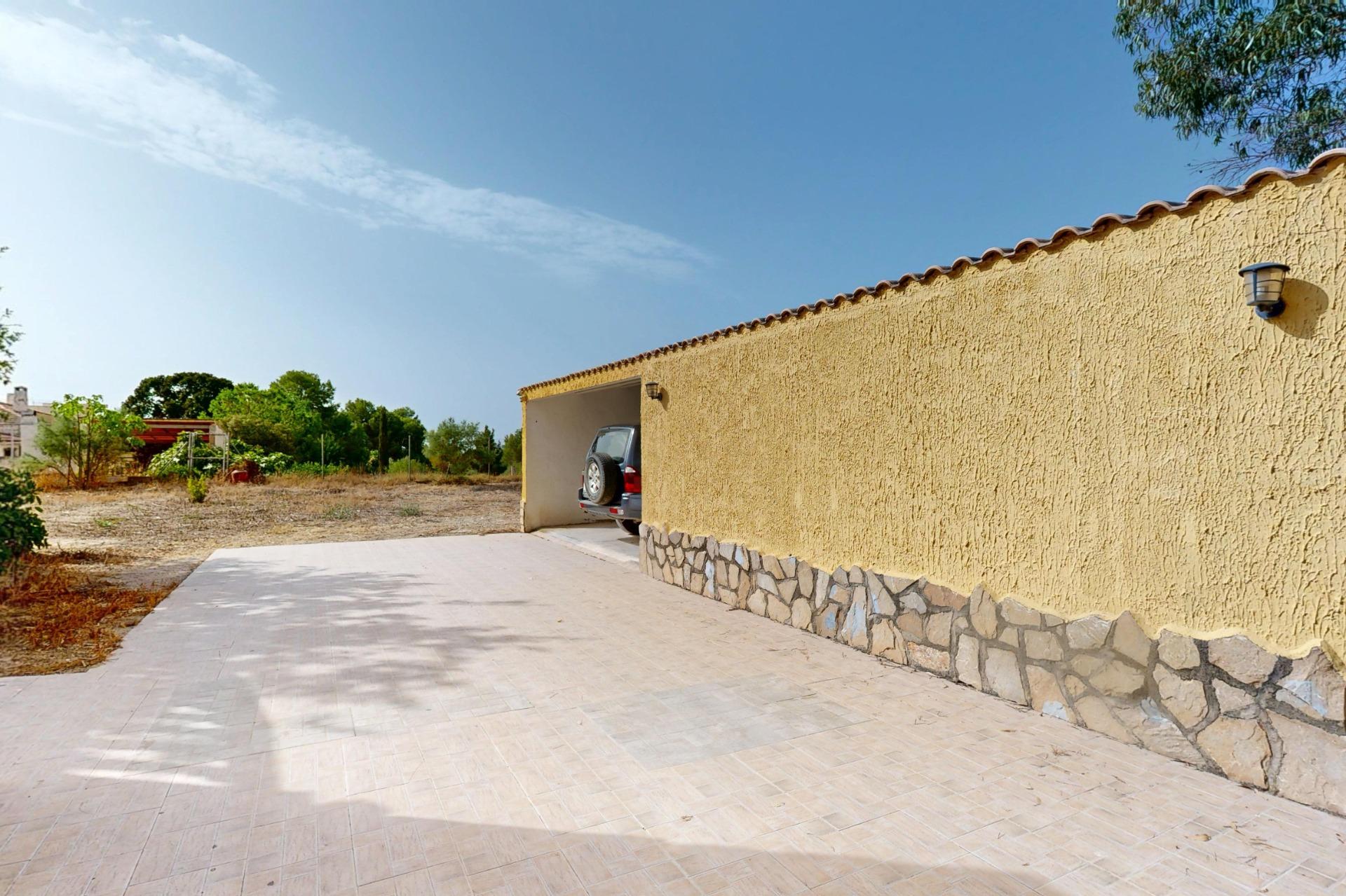 FINCA EXCLUSIVA de casi 8.000 m2 y 540 m2 construidos en Val - foto 16