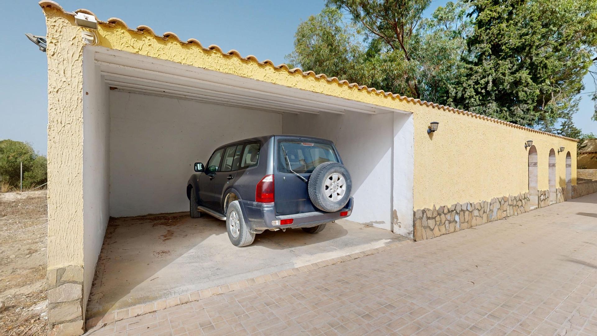 FINCA EXCLUSIVA de casi 8.000 m2 y 540 m2 construidos en Val - foto 17