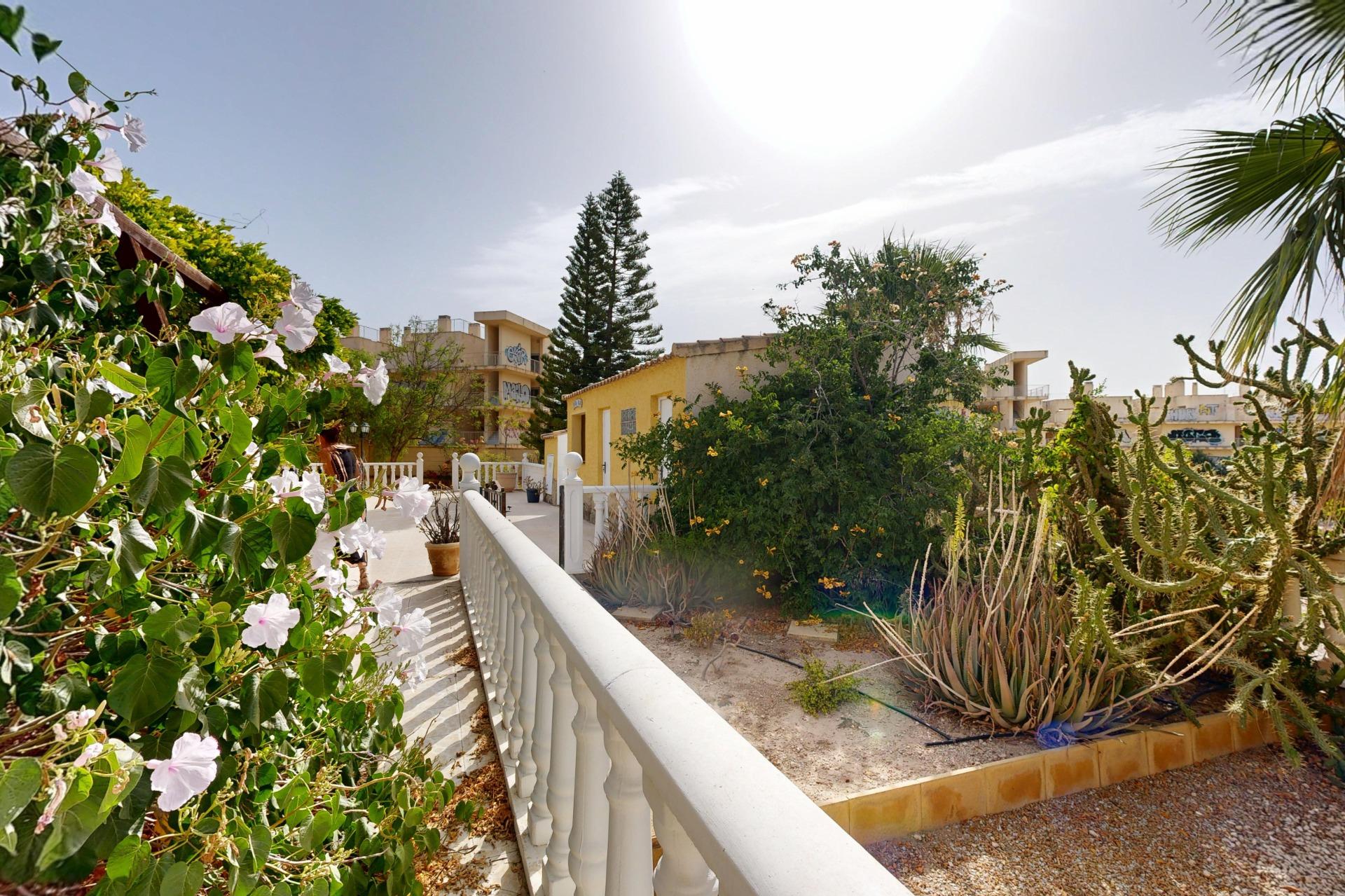 FINCA EXCLUSIVA de casi 8.000 m2 y 540 m2 construidos en Val - foto 21