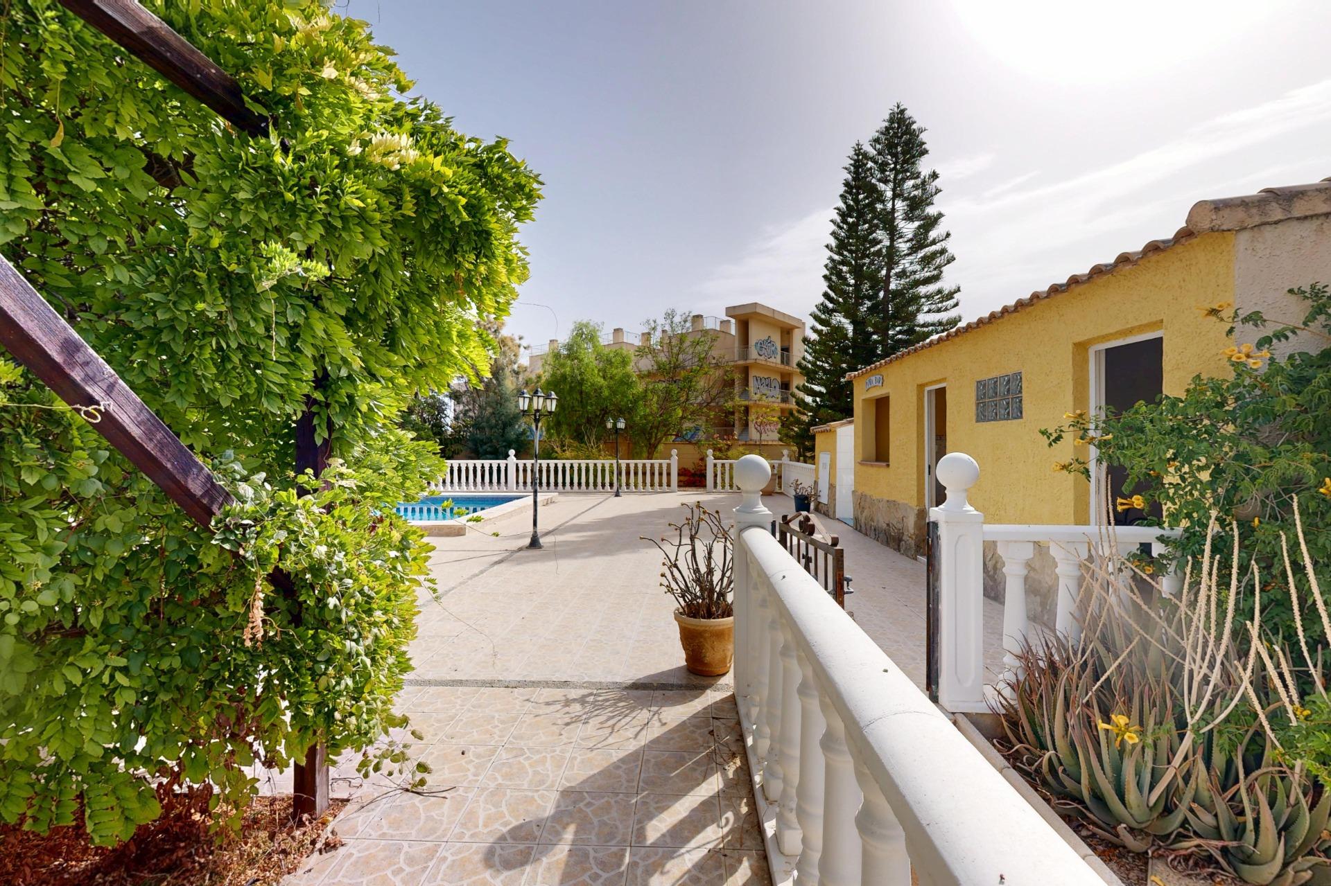 FINCA EXCLUSIVA de casi 8.000 m2 y 540 m2 construidos en Val - foto 22