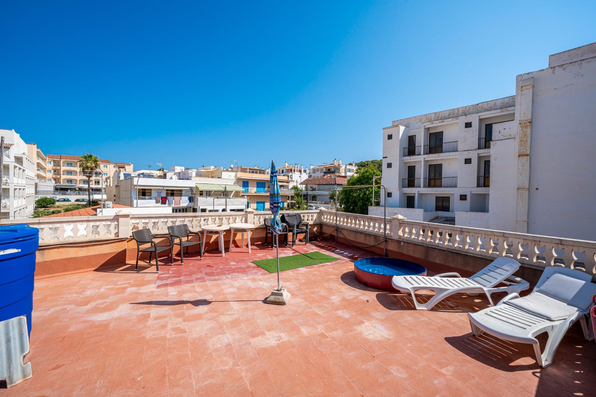 Piso en Cala Ratjada con gran terraza, ubicación junto al ce