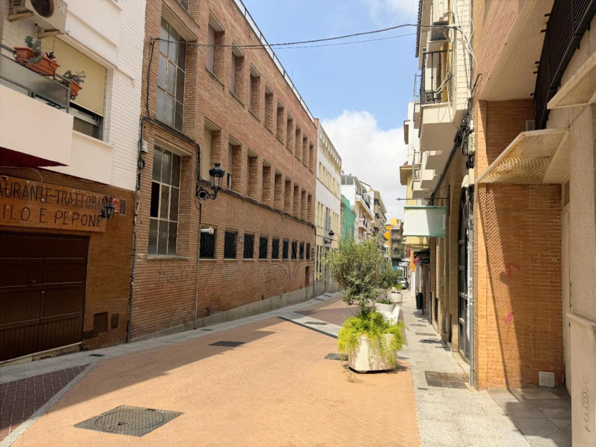¡Encantador y luminoso piso en pleno Centro de Huelva!