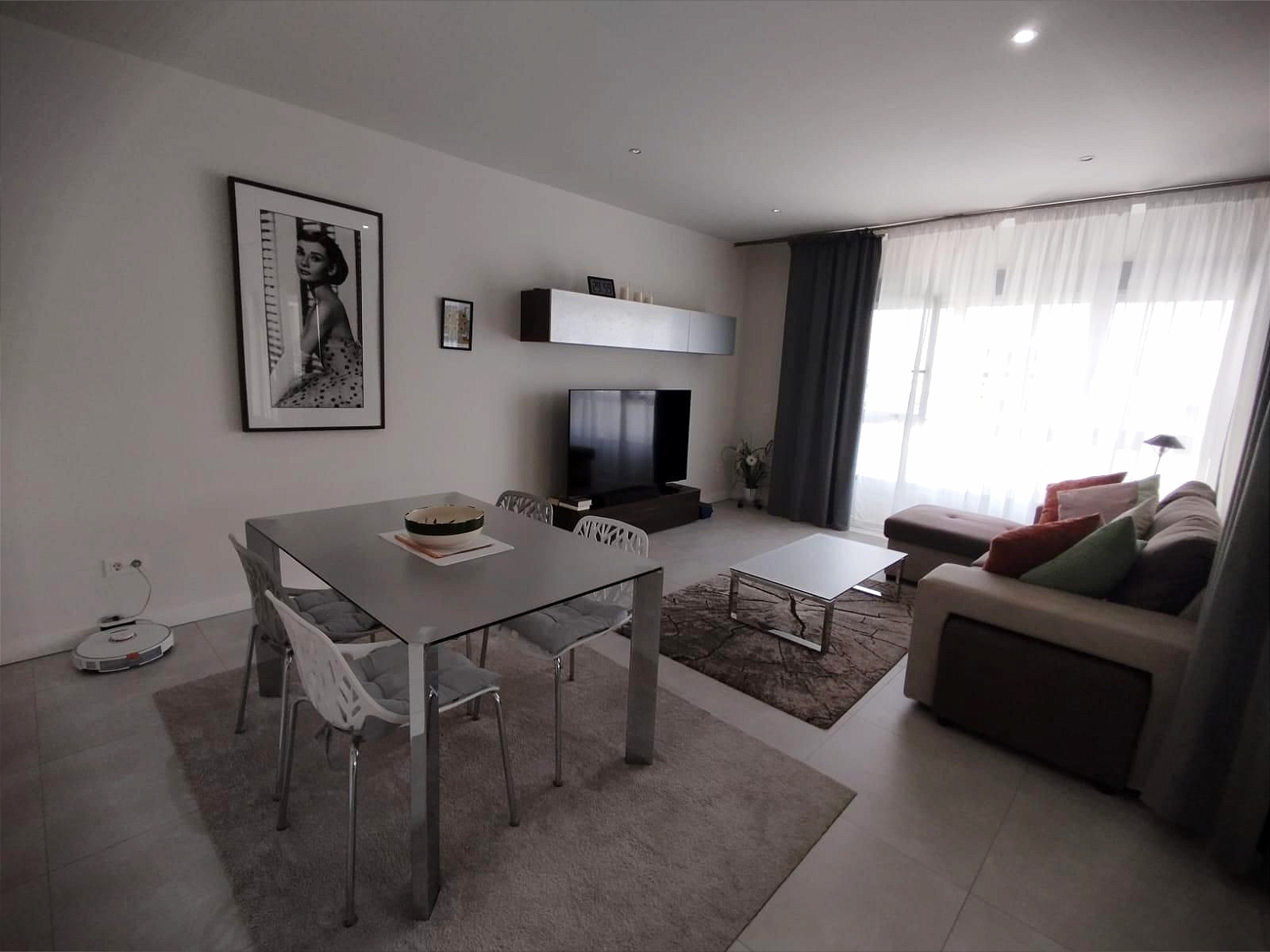 Moderno apartamento con amplia terraza, vistas a la piscina  - foto 8