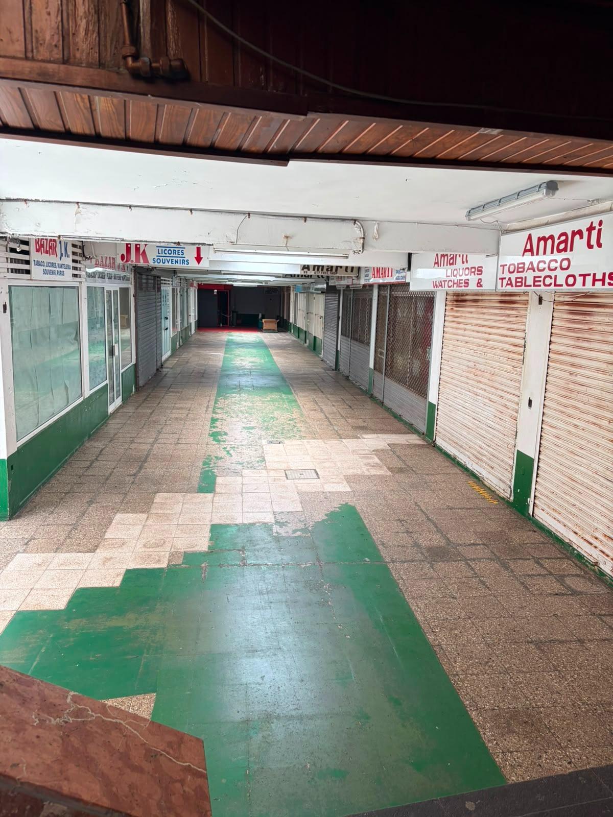 TRASTEROS EN ALQUILER – ZONA RESIDENCIAL - foto 2