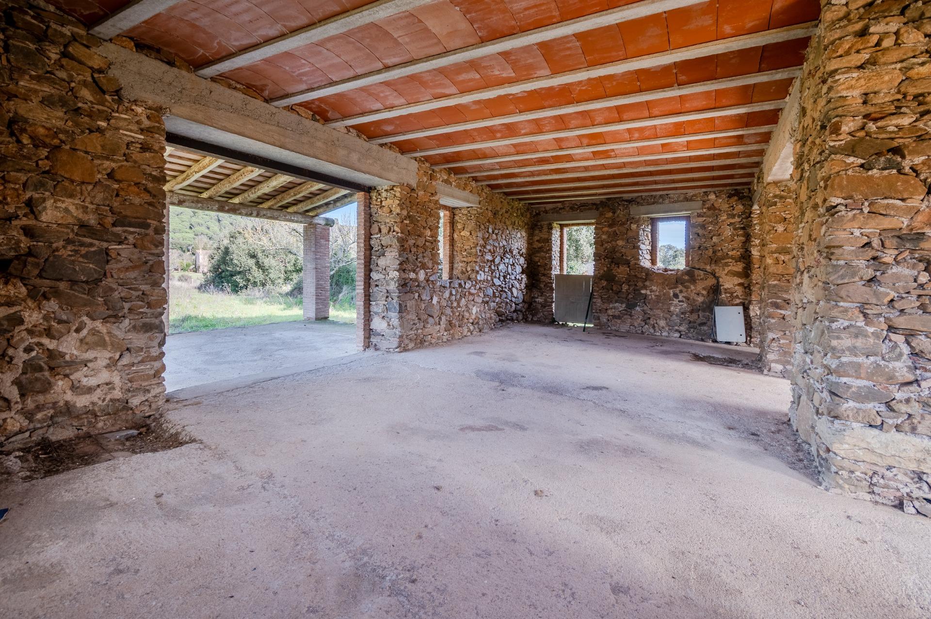 Masía en el Empordà: Un Proyecto Arquitectónico con Visión e - foto 16