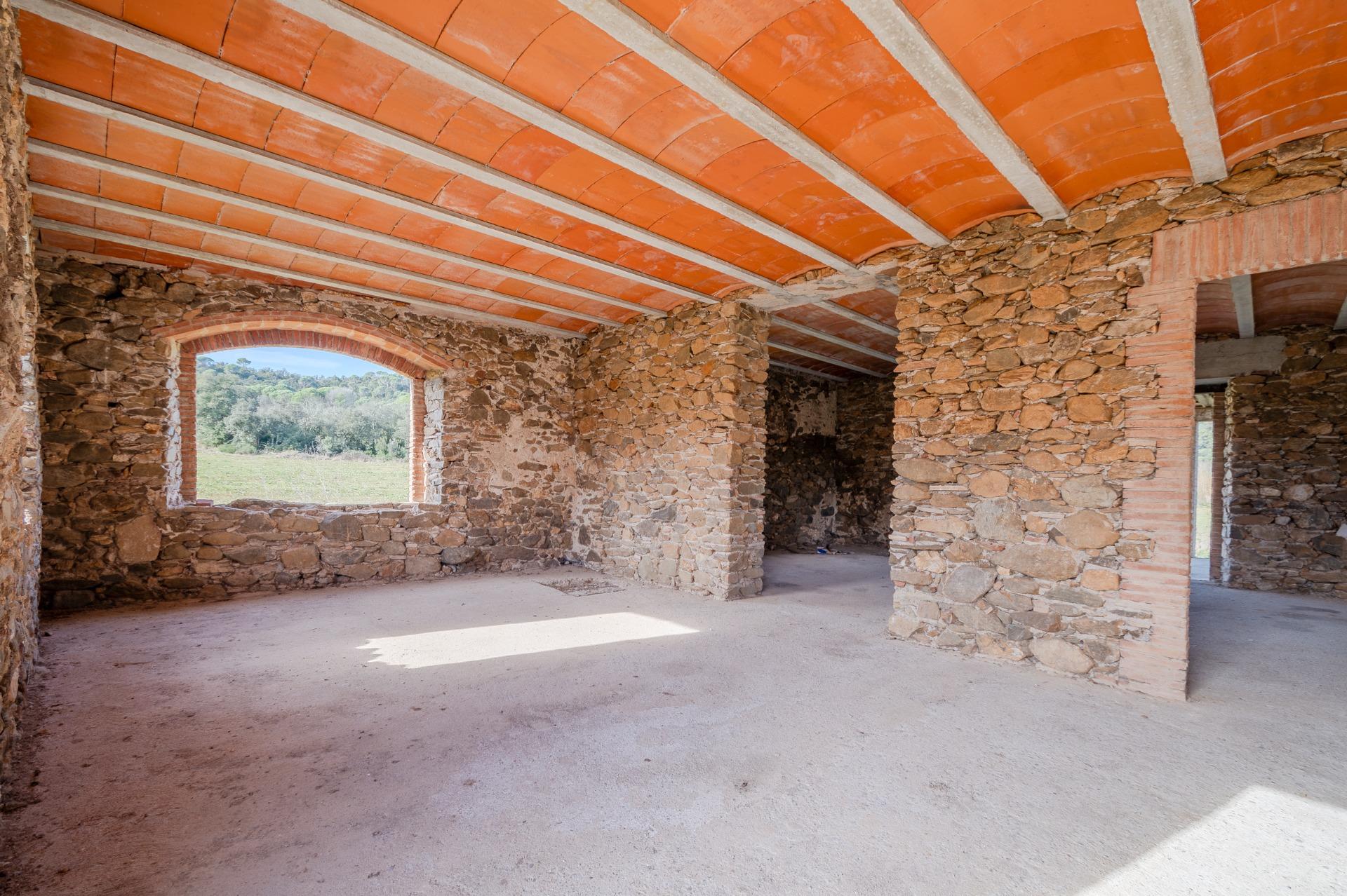 Masía en el Empordà: Un Proyecto Arquitectónico con Visión e - foto 20